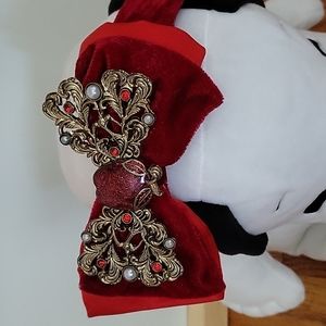 Halloween costume and hair accessory(snoopy not included)